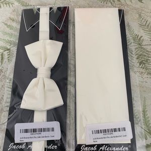 Men’s Solid Colour Bowtie & Handkerchief - Cream